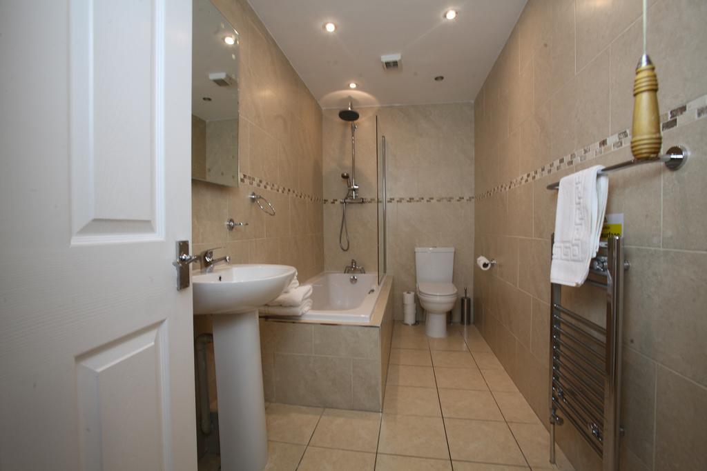Singleton Lodge Country House Hotel Poulton-le-Fylde Δωμάτιο φωτογραφία