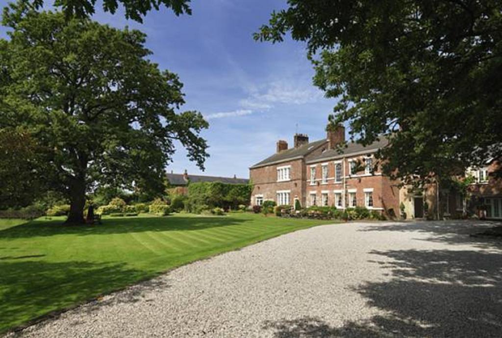Singleton Lodge Country House Hotel Poulton-le-Fylde Εξωτερικό φωτογραφία