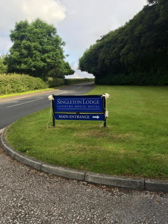Singleton Lodge Country House Hotel Poulton-le-Fylde Εξωτερικό φωτογραφία
